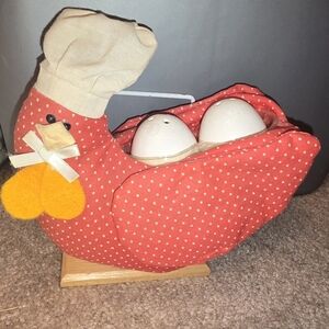 VTG Chicken Egg Salt & Pepper Shakers Sitting Cloth Red Chicken W/ Chef Hat